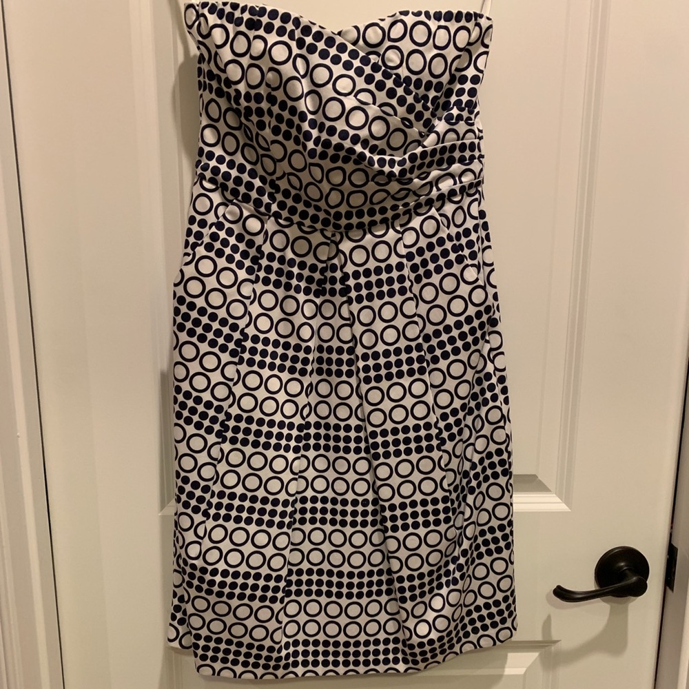 Strapless dress